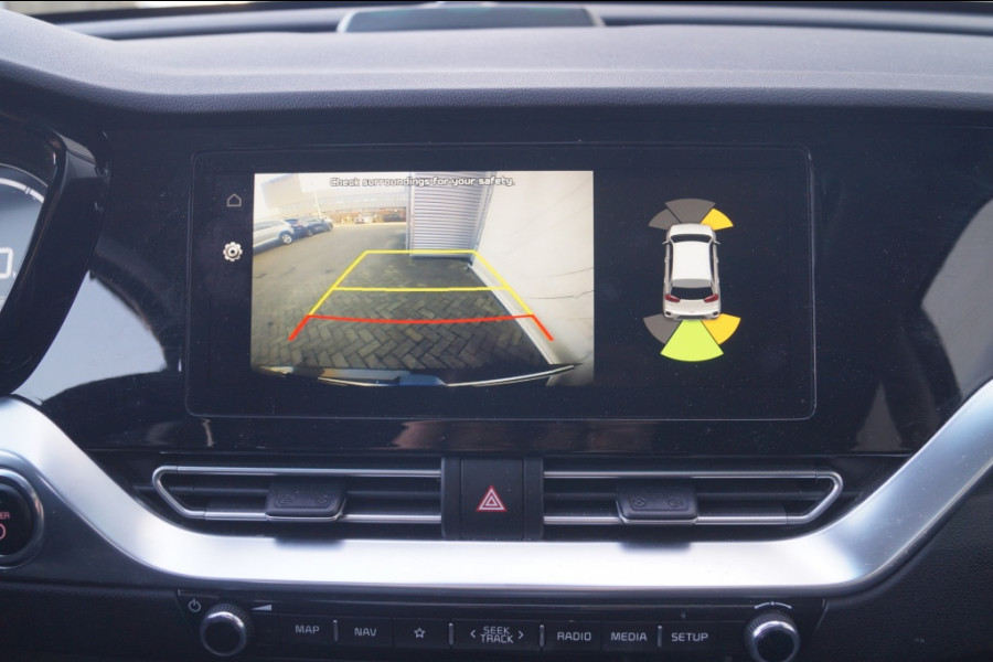 Kia e-Niro ExecutiveLine 64kWh -LEER-S.DAK-NAVI-ECC-CAM-