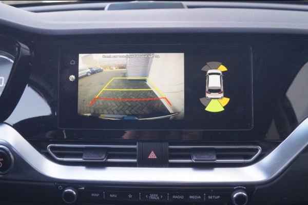 Kia e-Niro ExecutiveLine 64kWh -LEER-S.DAK-NAVI-ECC-CAM-