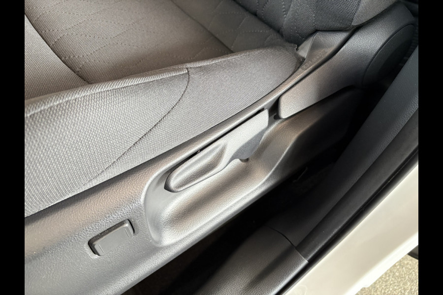 Toyota Corolla Cross 1.8 Hybrid 140 Style Plus KEYLESS/CAMERA/NAVI/DODEHOEK/WINTERPACK