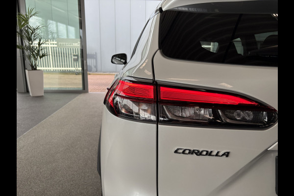 Toyota Corolla Cross 1.8 Hybrid 140 Style Plus KEYLESS/CAMERA/NAVI/DODEHOEK/WINTERPACK