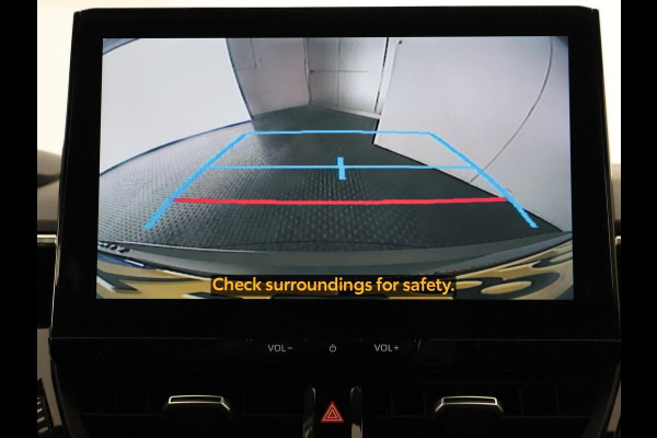 Toyota Corolla Touring Sports HYBRID BLACKLINE ACTIVE GARANTIE TOT 2033! NIEUW MODEL. CARPLAY NAVIGATIE. ADAPTIEVE CRUISE CONTROL . APPLE CARPLAY & ANDRIOD AUTO . CAMERA