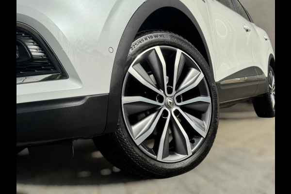 Renault Kadjar 1.3 TCe Intens BOSE / TREKHAAK / STOELVERW. / CARPLAY / CRUISE / CAMERA / PDC / 4-SEIZ B / 19 INCH / ECC / NAVI