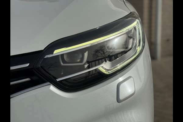 Renault Kadjar 1.3 TCe Intens BOSE / TREKHAAK / STOELVERW. / CARPLAY / CRUISE / CAMERA / PDC / 4-SEIZ B / 19 INCH / ECC / NAVI