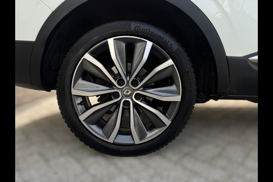 Renault Kadjar 1.3 TCe Intens BOSE / TREKHAAK / STOELVERW. / CARPLAY / CRUISE / CAMERA / PDC / 4-SEIZ B / 19 INCH / ECC / NAVI