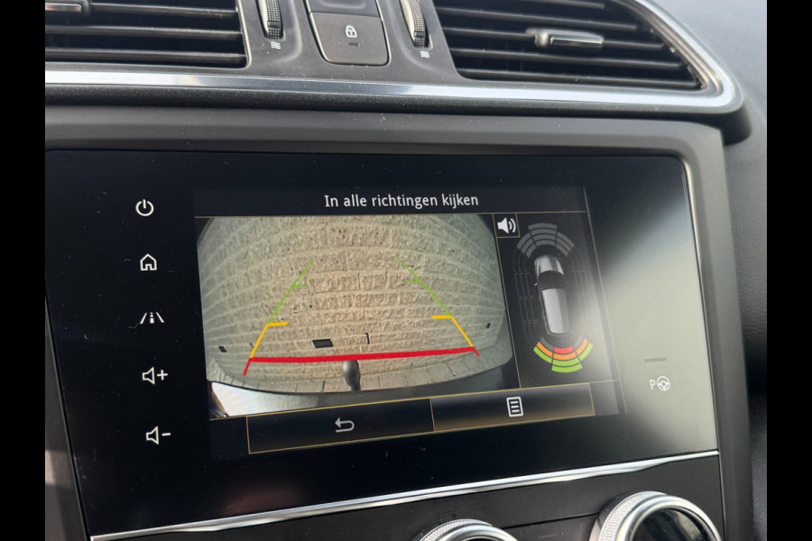 Renault Kadjar 1.3 TCe Intens BOSE / TREKHAAK / STOELVERW. / CARPLAY / CRUISE / CAMERA / PDC / 4-SEIZ B / 19 INCH / ECC / NAVI