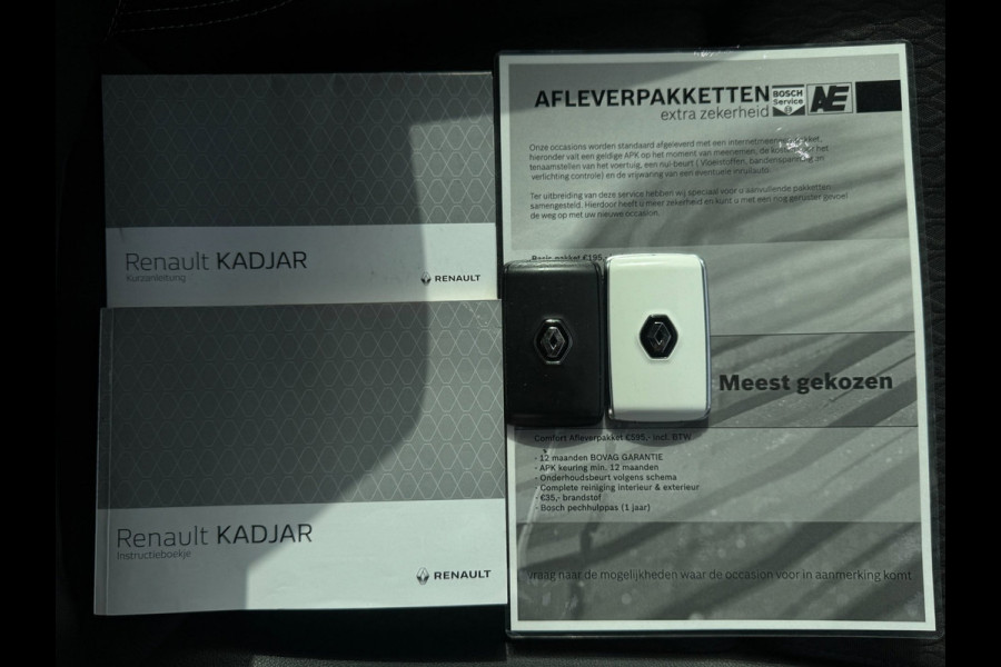 Renault Kadjar 1.3 TCe Intens BOSE / TREKHAAK / STOELVERW. / CARPLAY / CRUISE / CAMERA / PDC / 4-SEIZ B / 19 INCH / ECC / NAVI