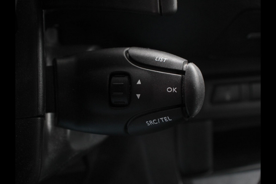 Opel Vivaro 2.0 CDTI Automaat 145 pk L3H1 Dubbele Cabine 6p Edition Navigatie Apple Carplay/Android Auto Airco Bluetooth Trekhaak Betimmering Cruise Control