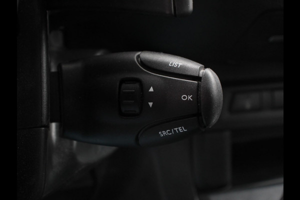 Opel Vivaro 2.0 CDTI Automaat 145 pk L3H1 Dubbele Cabine 6p Edition Navigatie Apple Carplay/Android Auto Airco Bluetooth Trekhaak Betimmering Cruise Control