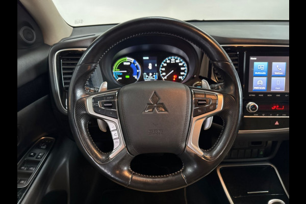 Mitsubishi Outlander 2.4 PHEV Pure+ Leer / Trekhaak / Side skirts
