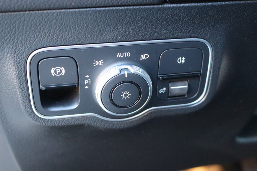 Mercedes-Benz B-Klasse B200 177PK Automaat Mild-Hybrid Luxury Line Camera/Cruise-control/Elektr.-achterklep