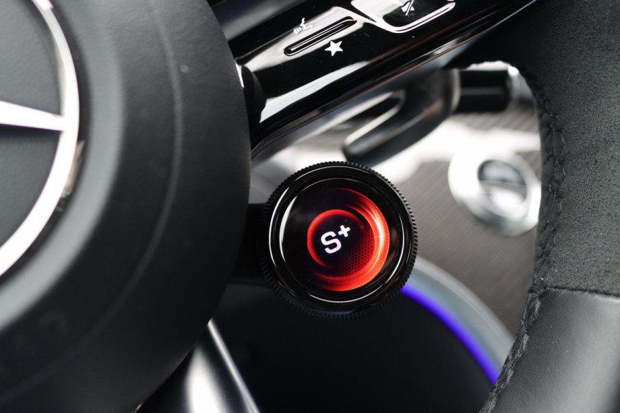 Mercedes-Benz CLE Cabriolet AMG 53 4MATIC+ Premium+ | Carbon | AMG Drivers Package | Distronic+ | Contourstoelen | Standkachel | Stoelventilatie | HUD | Performance-stoelen | Airscarf | Trekhaak | Verwarmd Stuurwiel |