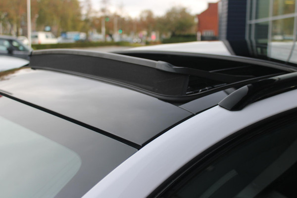 Peugeot 508 SW PSE 1.6 HYbrid 360PK AWD | PANORAMISCH SCHUIF/KANTELDAK | FOCAL® PREMIUM AUDIOSYSTEEM MET 10 SPEAKERS | MATRIX KOPLAMPEN | SFEERVERLICHTING | 360 HD PARKEERCAMERA'S | VERWARMDE VOORRUITRAND | DRAADLOOS APPLECARPLAY/ANDROID AUTO | NAVIGATIE | ADAPTIEVE CRUISE CONTROL | SPORT HIGH PERFORMANCE ONDERSTEL | ACTIVE SUSPENSION CONTROL | ANTIDIEFSTAL PACK (ALARM) | NIGHT VISION | 20" LICHTMETALEN ''EXXAR'' VELGEN | VERWARMBARE AGR SPORTSTOELEN MET MASSAGEFUNCTIE | BEKLEDING ''NAPPA LEDER''/ALCANTARA/3D STOF PSE | ELEKTRISCH BEDIENBARE ACHTERKLEP | PEUGEOT SPORT REMKLAUWEN I