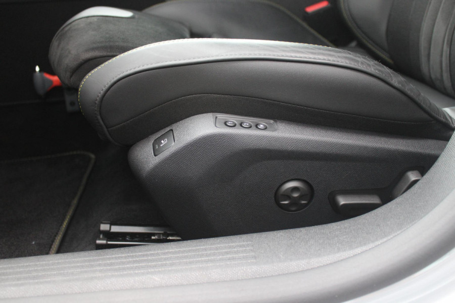 Peugeot 508 SW PSE 1.6 HYbrid 360PK AWD | PANORAMISCH SCHUIF/KANTELDAK | FOCAL® PREMIUM AUDIOSYSTEEM MET 10 SPEAKERS | MATRIX KOPLAMPEN | SFEERVERLICHTING | 360 HD PARKEERCAMERA'S | VERWARMDE VOORRUITRAND | DRAADLOOS APPLECARPLAY/ANDROID AUTO | NAVIGATIE | ADAPTIEVE CRUISE CONTROL | SPORT HIGH PERFORMANCE ONDERSTEL | ACTIVE SUSPENSION CONTROL | ANTIDIEFSTAL PACK (ALARM) | NIGHT VISION | 20" LICHTMETALEN ''EXXAR'' VELGEN | VERWARMBARE AGR SPORTSTOELEN MET MASSAGEFUNCTIE | BEKLEDING ''NAPPA LEDER''/ALCANTARA/3D STOF PSE | ELEKTRISCH BEDIENBARE ACHTERKLEP | PEUGEOT SPORT REMKLAUWEN I