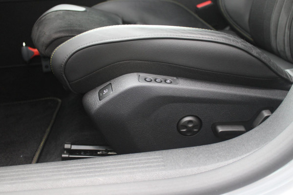 Peugeot 508 SW PSE 1.6 HYbrid 360PK AWD | PANORAMISCH SCHUIF/KANTELDAK | FOCAL® PREMIUM AUDIOSYSTEEM MET 10 SPEAKERS | MATRIX KOPLAMPEN | SFEERVERLICHTING | 360 HD PARKEERCAMERA'S | VERWARMDE VOORRUITRAND | DRAADLOOS APPLECARPLAY/ANDROID AUTO | NAVIGATIE | ADAPTIEVE CRUISE CONTROL | SPORT HIGH PERFORMANCE ONDERSTEL | ACTIVE SUSPENSION CONTROL | ANTIDIEFSTAL PACK (ALARM) | NIGHT VISION | 20" LICHTMETALEN ''EXXAR'' VELGEN | VERWARMBARE AGR SPORTSTOELEN MET MASSAGEFUNCTIE | BEKLEDING ''NAPPA LEDER''/ALCANTARA/3D STOF PSE | ELEKTRISCH BEDIENBARE ACHTERKLEP | PEUGEOT SPORT REMKLAUWEN I