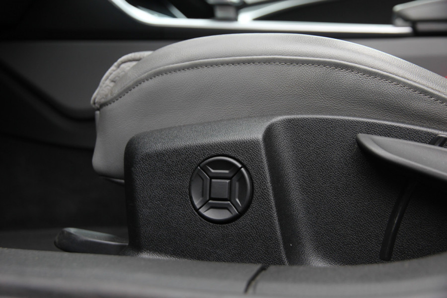 Audi A6 Avant 50 TFSI e quattro S edition | Pano | Head-up | ACC | Keyless | Camera