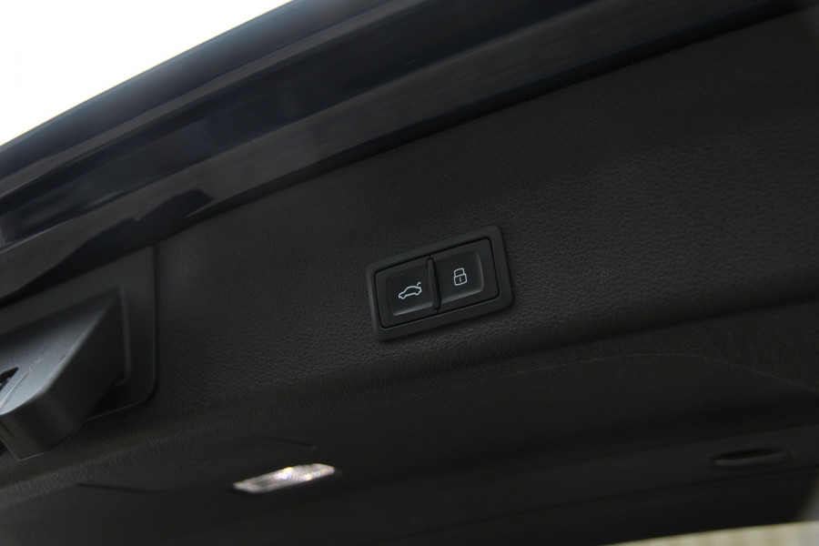 Audi A6 Avant 50 TFSI e quattro S edition | Pano | Head-up | ACC | Keyless | Camera