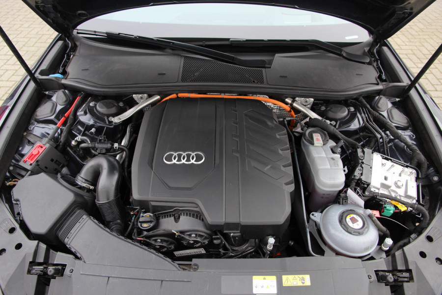 Audi A6 Avant 50 TFSI e quattro S edition | Pano | Head-up | ACC | Keyless | Camera