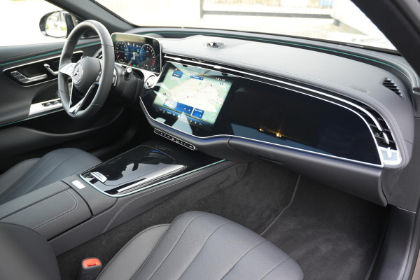 Mercedes-Benz E-Klasse All-Terrain 300 de 4MATIC All-Terrain Panoramadak Hyperscreen Adapt. Cruise Burmester HeadUp Luchtvering Trekhaak All Terrain