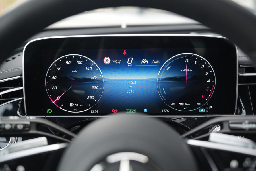 Mercedes-Benz E-Klasse All-Terrain 300 de 4MATIC All-Terrain Panoramadak Hyperscreen Adapt. Cruise Burmester HeadUp Luchtvering Trekhaak All Terrain