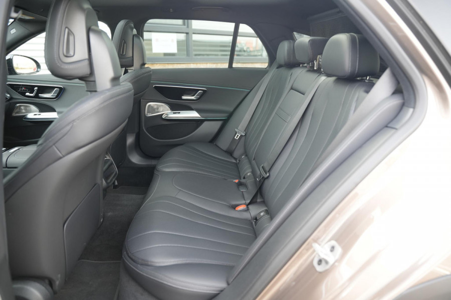 Mercedes-Benz E-Klasse All-Terrain 300 de 4MATIC All-Terrain Panoramadak Hyperscreen Adapt. Cruise Burmester HeadUp Luchtvering Trekhaak All Terrain
