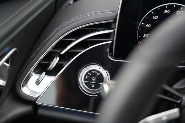 Mercedes-Benz E-Klasse All-Terrain 300 de 4MATIC All-Terrain Panoramadak Hyperscreen Adapt. Cruise Burmester HeadUp Luchtvering Trekhaak All Terrain