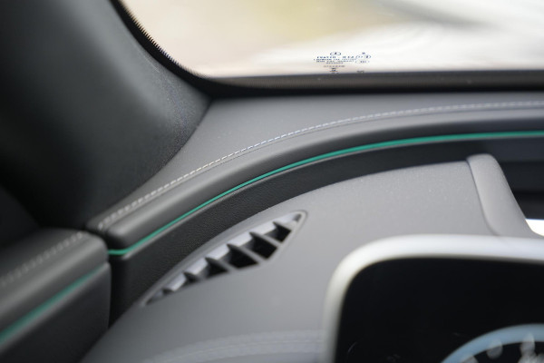 Mercedes-Benz E-Klasse All-Terrain 300 de 4MATIC All-Terrain Panoramadak Hyperscreen Adapt. Cruise Burmester HeadUp Luchtvering Trekhaak All Terrain