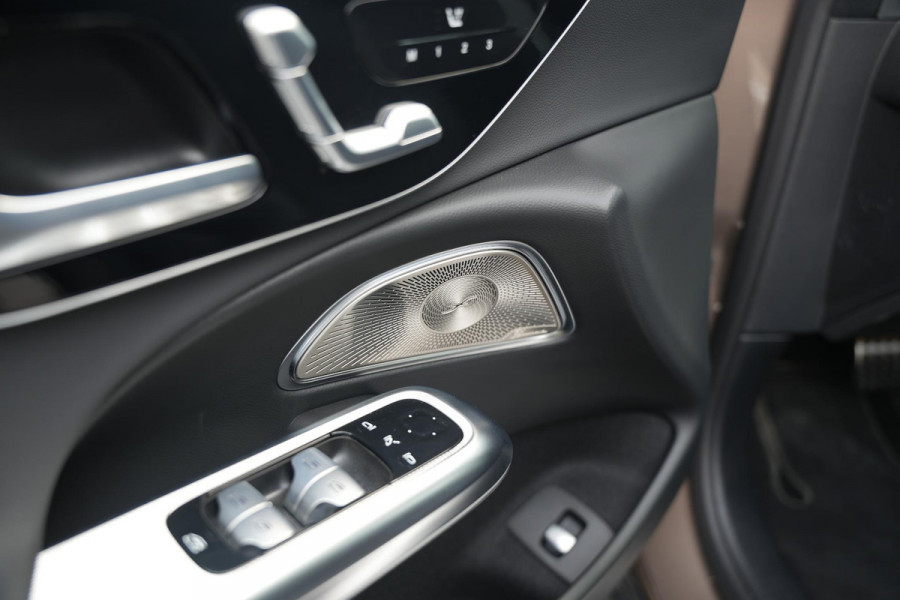 Mercedes-Benz E-Klasse All-Terrain 300 de 4MATIC All-Terrain Panoramadak Hyperscreen Adapt. Cruise Burmester HeadUp Luchtvering Trekhaak All Terrain