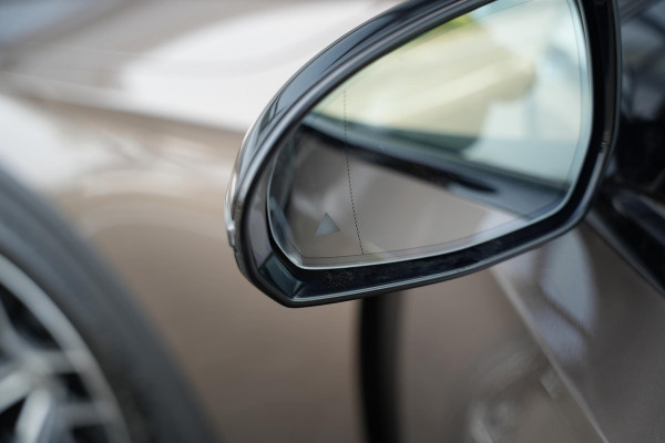 Mercedes-Benz E-Klasse All-Terrain 300 de 4MATIC All-Terrain Panoramadak Hyperscreen Adapt. Cruise Burmester HeadUp Luchtvering Trekhaak All Terrain