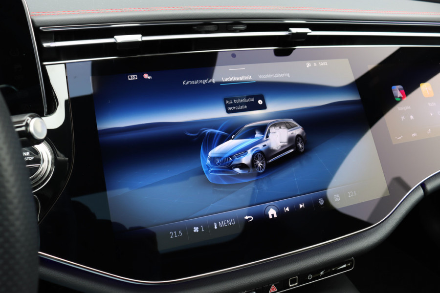 Mercedes-Benz E-Klasse Estate AMG 53 4MATIC+ Premium+ | Hyperscreen | Achterasbesturing | Distronic+ | Stoelventilatie | Trekhaak | 3D-Display | Panoramadak | Digital Light | Burmester | HUD |