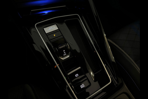 Volkswagen Golf 2.0 TSI R 4Motion Pano|Sfeer|Camera|CarPlay