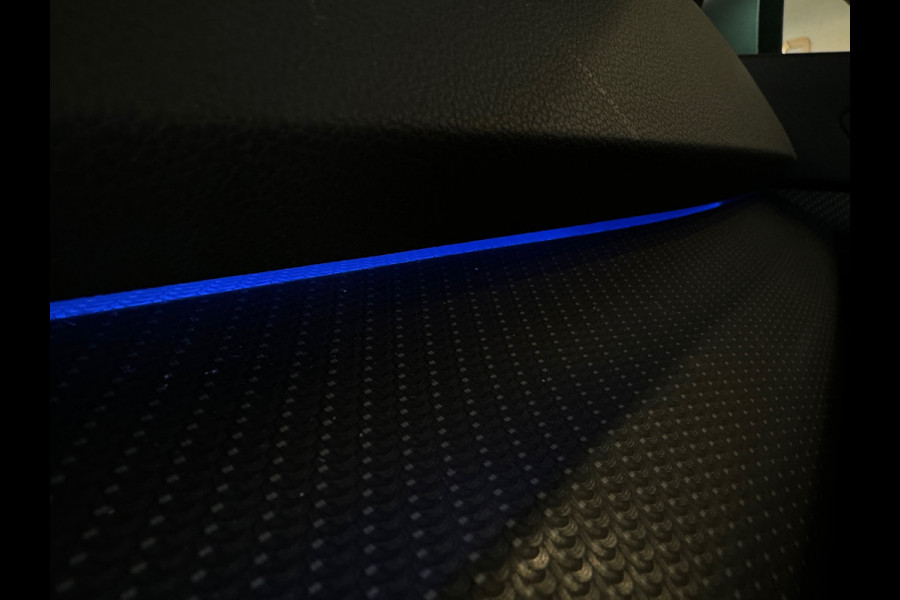 Volkswagen Golf 2.0 TSI R 4Motion Pano|Sfeer|Camera|CarPlay