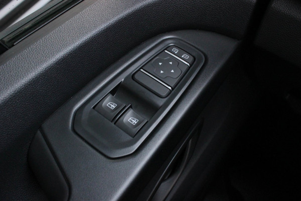 Renault Trafic L2H1 150PK DUBBEL CABINE LUXE / NAVIGATIE / AIRCO / VERLAAGD / START-STOP / PDC/ JB- EDITION / SPOILER / CRUISE CON