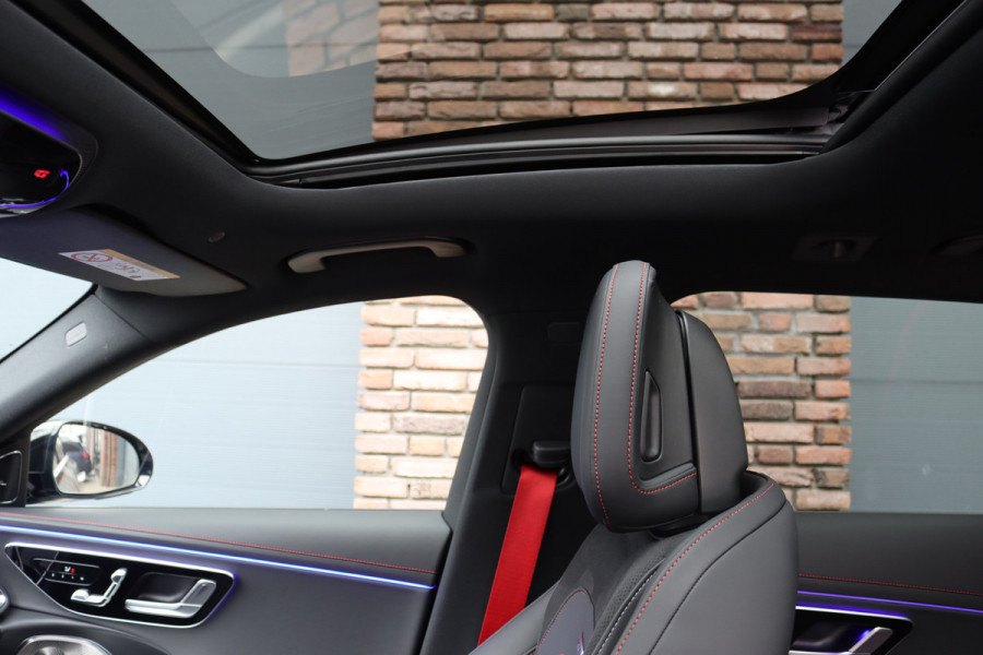 Mercedes-Benz E-Klasse Estate AMG 53 4MATIC+ Premium+ | Hyperscreen | Achterasbesturing | Distronic+ | Stoelventilatie | Trekhaak | 3D-Display | Panoramadak | Digital Light | Burmester | HUD |