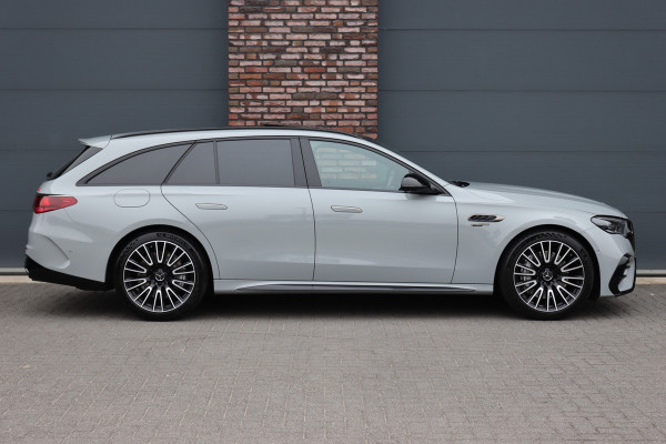 Mercedes-Benz E-Klasse Estate AMG 53 4MATIC+ Premium+ | Hyperscreen | Achterasbesturing | Distronic+ | Stoelventilatie | Trekhaak | 3D-Display | Panoramadak | Digital Light | Burmester | HUD |
