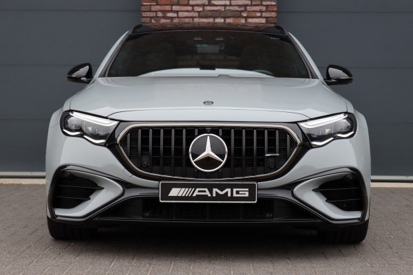 Mercedes-Benz E-Klasse Estate AMG 53 4MATIC+ Premium+ | Hyperscreen | Achterasbesturing | Distronic+ | Stoelventilatie | Trekhaak | 3D-Display | Panoramadak | Digital Light | Burmester | HUD |