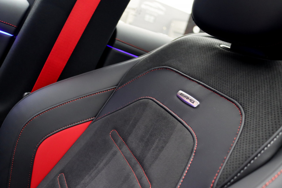 Mercedes-Benz E-Klasse Estate AMG 53 4MATIC+ Premium+ | Hyperscreen | Achterasbesturing | Distronic+ | Stoelventilatie | Trekhaak | 3D-Display | Panoramadak | Digital Light | Burmester | HUD |