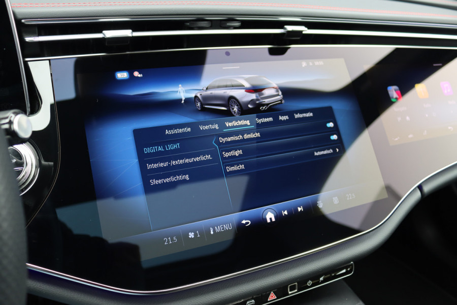 Mercedes-Benz E-Klasse Estate AMG 53 4MATIC+ Premium+ | Hyperscreen | Achterasbesturing | Distronic+ | Stoelventilatie | Trekhaak | 3D-Display | Panoramadak | Digital Light | Burmester | HUD |