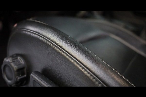 Jeep Wrangler Unlimited 4xe 380 Sahara / 360 Camera / Leder / Navi / Ecc / Elek Pakket / Led / Pdc / 18 Inch / TOPSTAAT