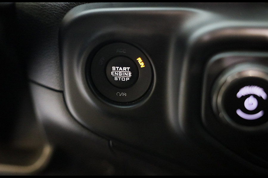 Jeep Wrangler Unlimited 4xe 380 Sahara / 360 Camera / Leder / Navi / Ecc / Elek Pakket / Led / Pdc / 18 Inch / TOPSTAAT
