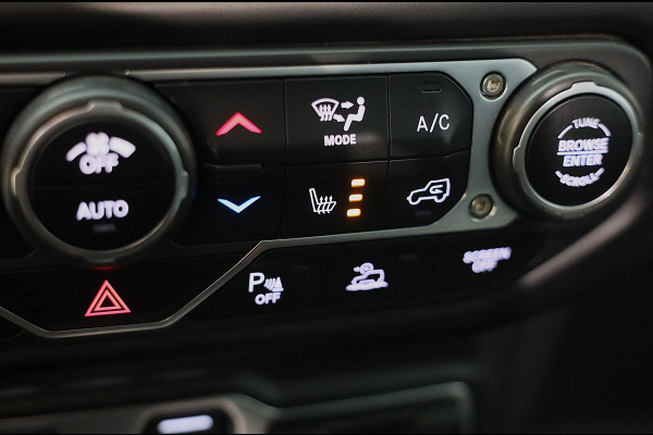 Jeep Wrangler Unlimited 4xe 380 Sahara / 360 Camera / Leder / Navi / Ecc / Elek Pakket / Led / Pdc / 18 Inch / TOPSTAAT