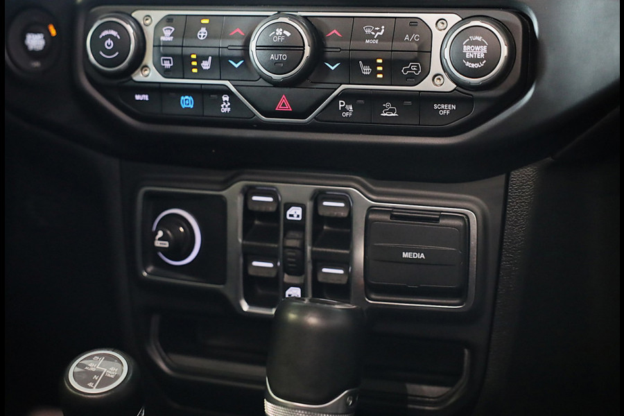 Jeep Wrangler Unlimited 4xe 380 Sahara / 360 Camera / Leder / Navi / Ecc / Elek Pakket / Led / Pdc / 18 Inch / TOPSTAAT