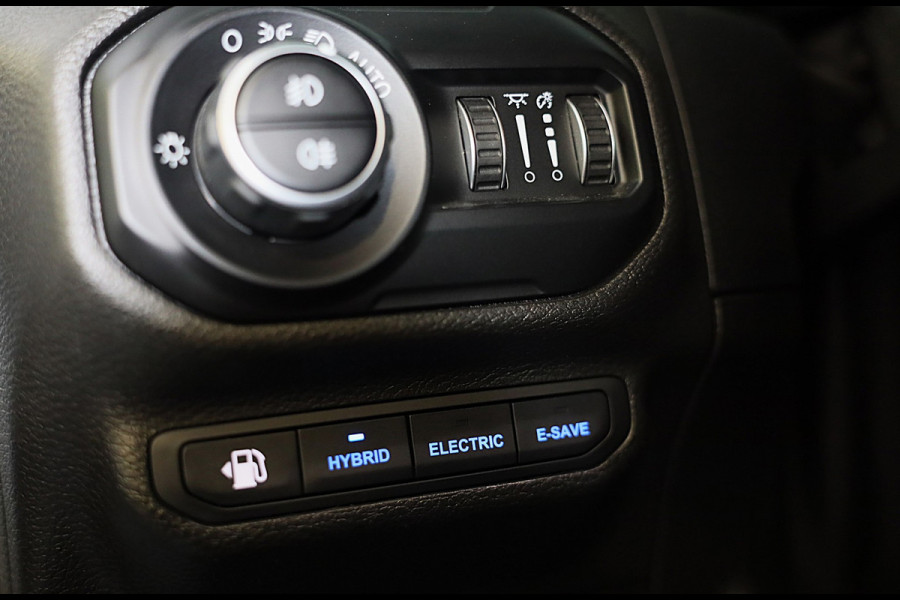 Jeep Wrangler Unlimited 4xe 380 Sahara / 360 Camera / Leder / Navi / Ecc / Elek Pakket / Led / Pdc / 18 Inch / TOPSTAAT