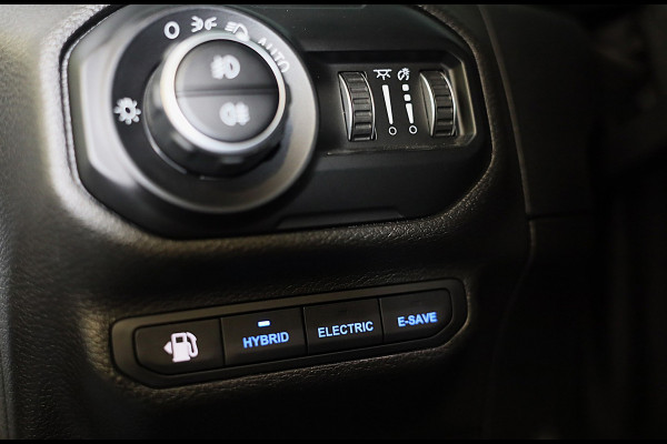 Jeep Wrangler Unlimited 4xe 380 Sahara / 360 Camera / Leder / Navi / Ecc / Elek Pakket / Led / Pdc / 18 Inch / TOPSTAAT