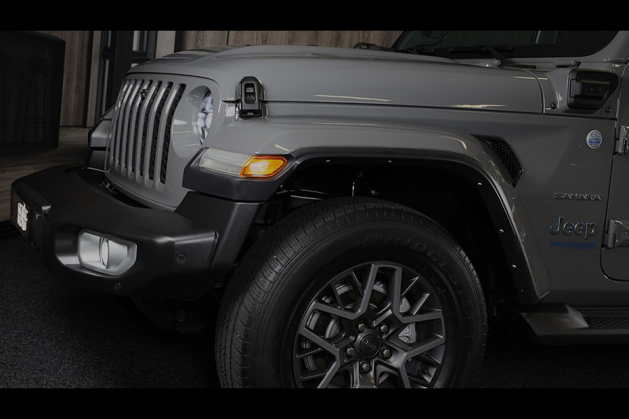Jeep Wrangler Unlimited 4xe 380 Sahara / 360 Camera / Leder / Navi / Ecc / Elek Pakket / Led / Pdc / 18 Inch / TOPSTAAT