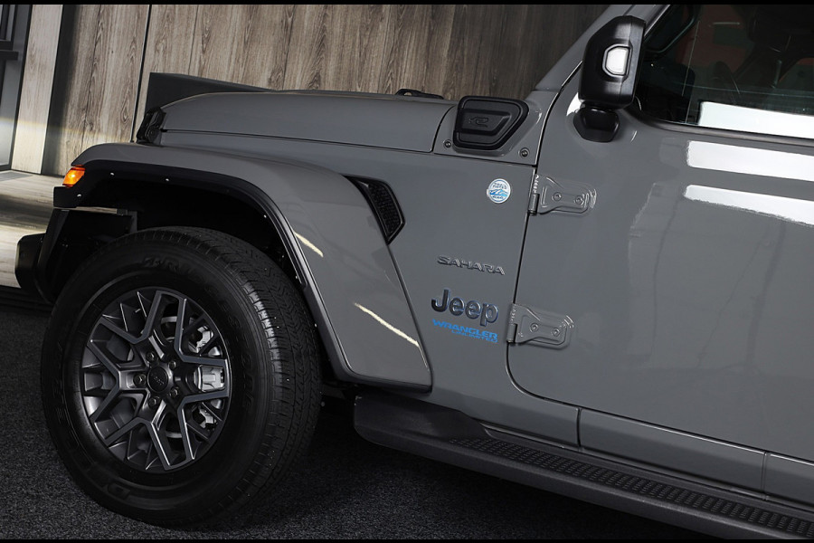 Jeep Wrangler Unlimited 4xe 380 Sahara / 360 Camera / Leder / Navi / Ecc / Elek Pakket / Led / Pdc / 18 Inch / TOPSTAAT