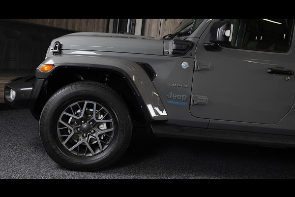 Jeep Wrangler Unlimited 4xe 380 Sahara / 360 Camera / Leder / Navi / Ecc / Elek Pakket / Led / Pdc / 18 Inch / TOPSTAAT