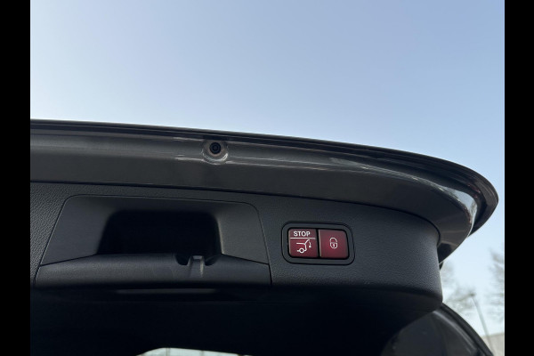 Mercedes-Benz EQA 250+ AMG Line 71 kWh SOH 98% | 15.000 KM !! UNIEKE KM-STAND | BOMVOLLE AUTO| | ELEKTRISCHE STOELEN MET GEHEUGEN | SFEERVERLICHTING | ELEKTRISCHE TREKHAAK | 360 CAMERA | RIJKLAAR GELEVERD MET 12 MND BOVAG GARANTIE