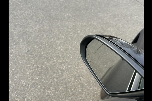 Mercedes-Benz EQA 250+ AMG Line 71 kWh SOH 98% | 15.000 KM !! UNIEKE KM-STAND | BOMVOLLE AUTO| | ELEKTRISCHE STOELEN MET GEHEUGEN | SFEERVERLICHTING | ELEKTRISCHE TREKHAAK | 360 CAMERA | RIJKLAAR GELEVERD MET 12 MND BOVAG GARANTIE