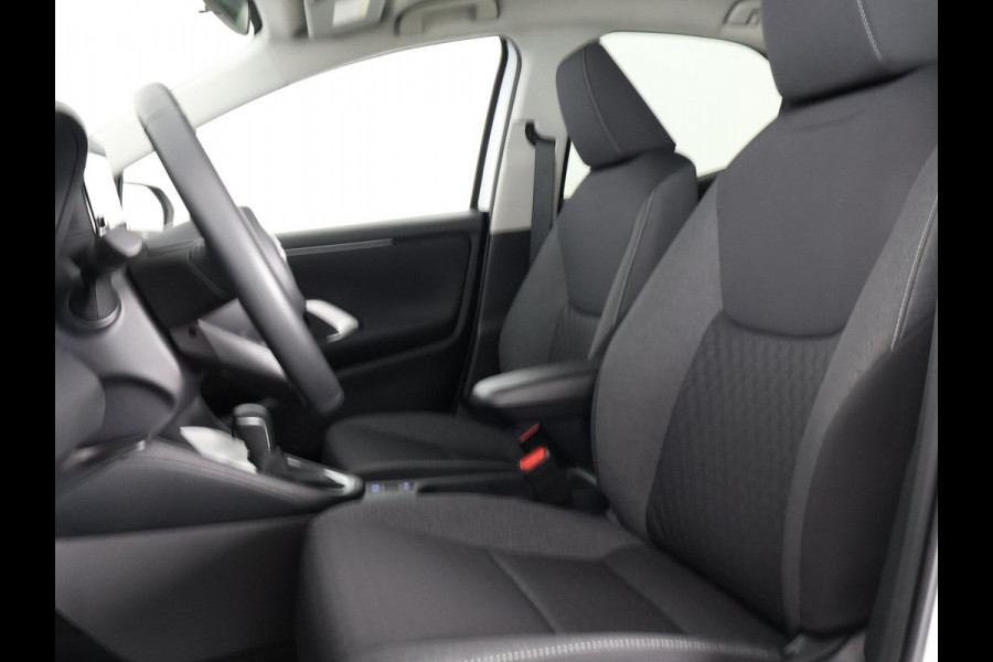 Toyota Yaris 1.5 Hybrid Active Sport | Apple Carplay & AndroidAUTO | 15"Lichtmetalen velgen | Privacy Glass |