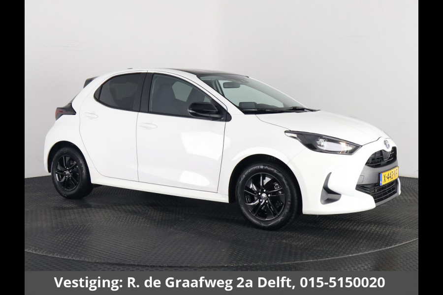 Toyota Yaris 1.5 Hybrid Active Sport | Apple Carplay & AndroidAUTO | 15"Lichtmetalen velgen | Privacy Glass |